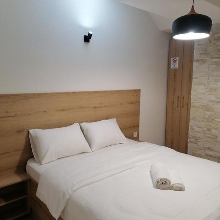 Hotel Bella Donna Κουμάνοβο Εξωτερικό φωτογραφία