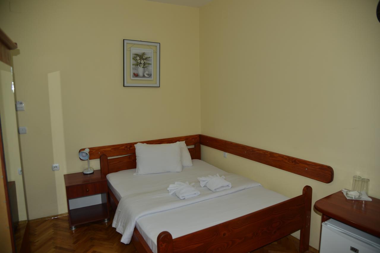 Hotel Bella Donna Κουμάνοβο Εξωτερικό φωτογραφία