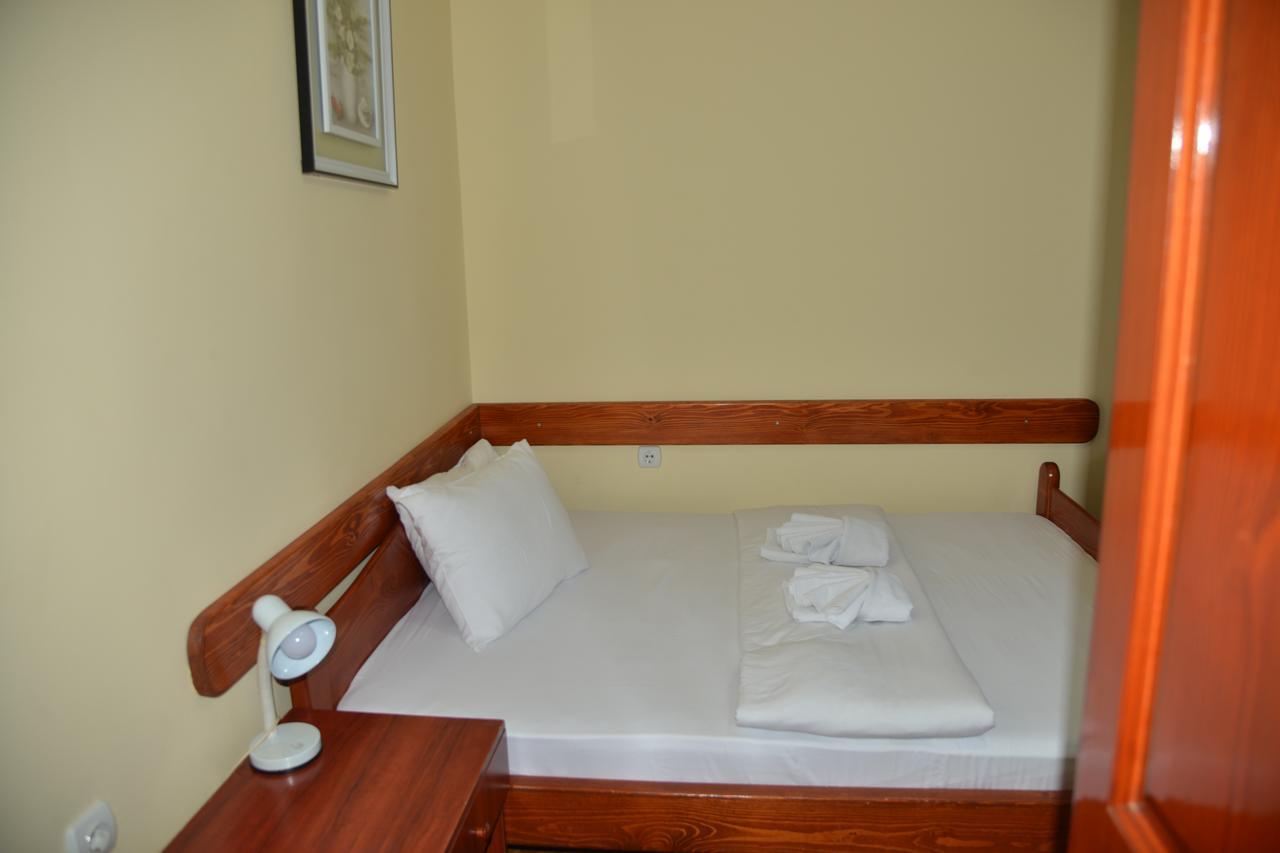 Hotel Bella Donna Κουμάνοβο Εξωτερικό φωτογραφία