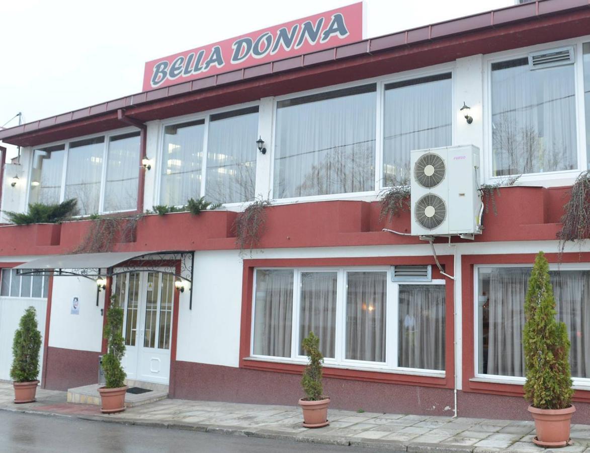 Hotel Bella Donna Κουμάνοβο Εξωτερικό φωτογραφία