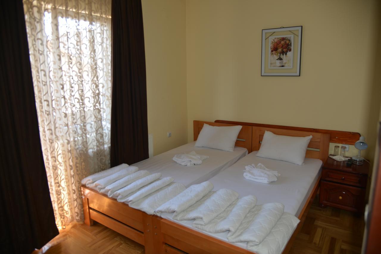 Hotel Bella Donna Κουμάνοβο Εξωτερικό φωτογραφία